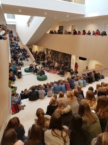 Sfeervolle middagpauzes in het Agnetencollege