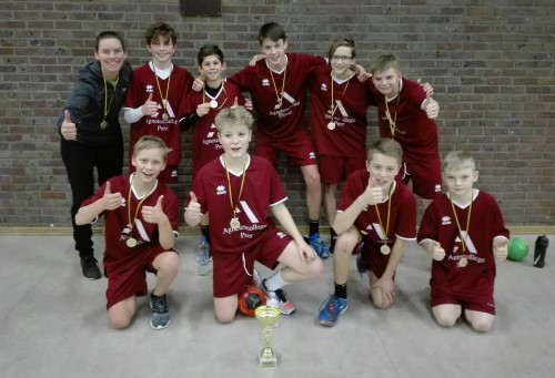 Miniemen jongens Provinciaal Kampioen handbal